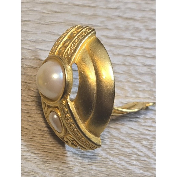 Vintage Marie Victoire Kamer Paris Etruscan Revival  Vintage Etruscan Revival Gold tone Faux Pearl Clip Earrings Matte Gold Statement